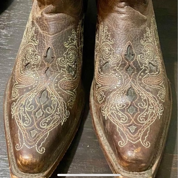 Beautiful handmade leather boots - Picture 1 of 4
